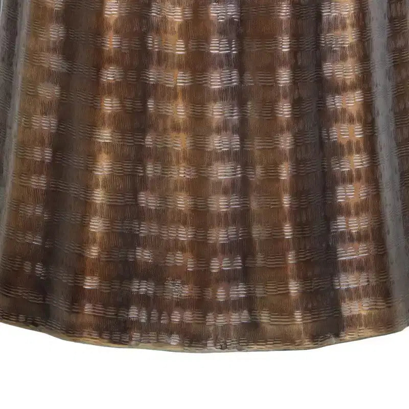 Table d'appoint ronde en aluminium Royal Hampton 19 avec motif martelé