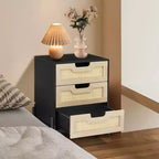 Table de chevet en rotin avec 3 tiroirs, table d'appoint compacte de 48 cm pour petits espaces - Bois composite et cadre en acier