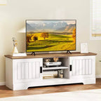 Meuble TV Costway de style rustique pour téléviseurs jusqu'à 65 pouces avec portes coulissantes et rangements.
