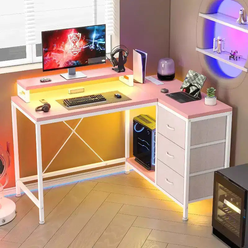 Scrivania da gioco Acekool a L con luci a LED, prese di corrente, cassetti e ripiani, scrivania ad angolo per ufficio domestico, nera