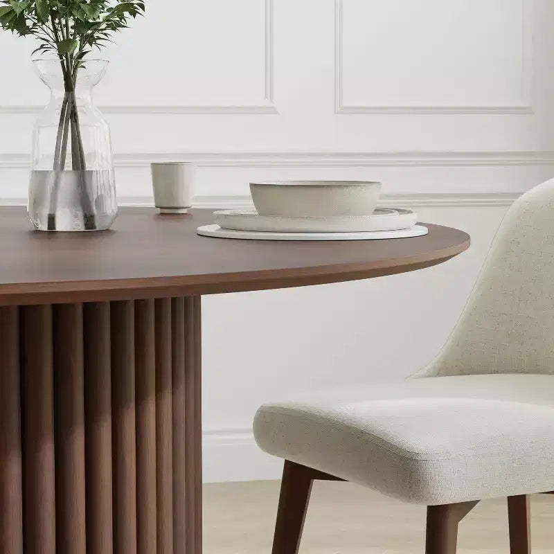 PexFix Tavolo da pranzo rotondo in legno da 46 pollici Tavolo da cucina circolare con base a strisce di legno Tavoli da pranzo moderni in stile rustico per cucina Soggiorno Noce