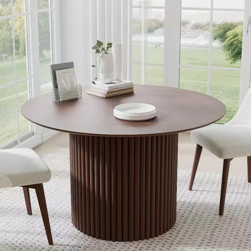 PexFix Tavolo da pranzo rotondo in legno da 46 pollici Tavolo da cucina circolare con base a strisce di legno Tavoli da pranzo moderni in stile rustico per cucina Soggiorno Noce