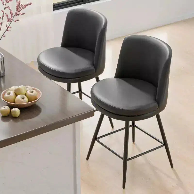 Sgabello da bar contemporaneo in similpelle con funzione girevole, similpelle e qualità durevole