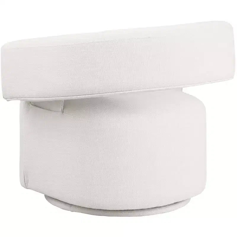 Meridian Furniture, Poltroncina girevole Niya con texture in lino color crema