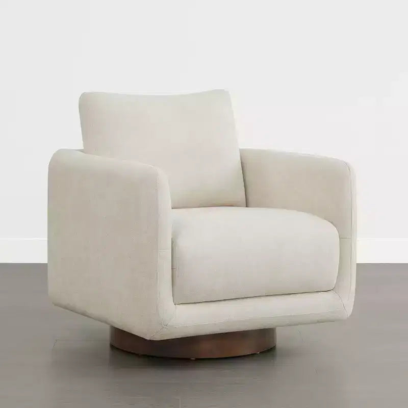 Poltrona Girevole Moderna Spruce&Spring con Cuscino Schienale Sciolto