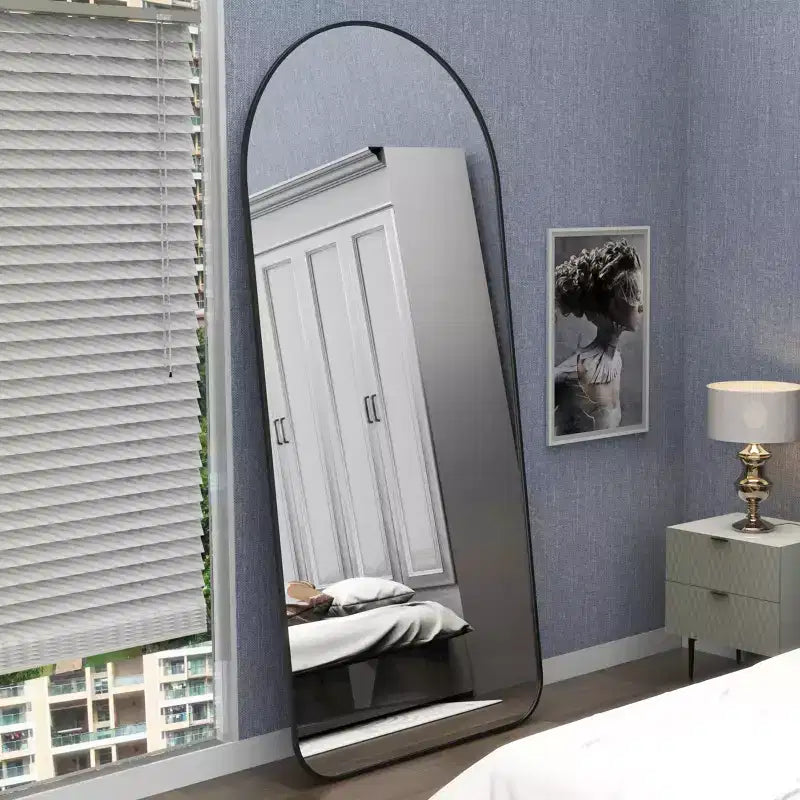 7132 Specchio intero ad arco in alluminio, specchio da soggiorno con cornice in alluminio, grandi specchi da terra per la casa neri