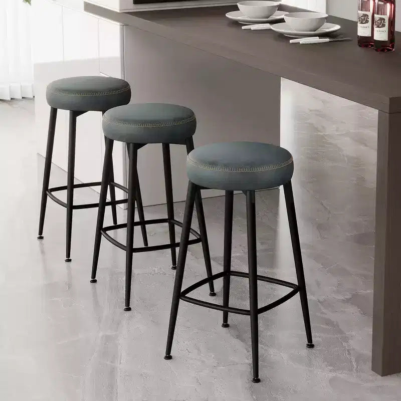 Dyonery Set di 2 Sgabelli da Bar, Altezza 67 cm, Moderni Girevoli di Metà Secolo con Schienale, Base in Metallo, Ecopelle - Verde
