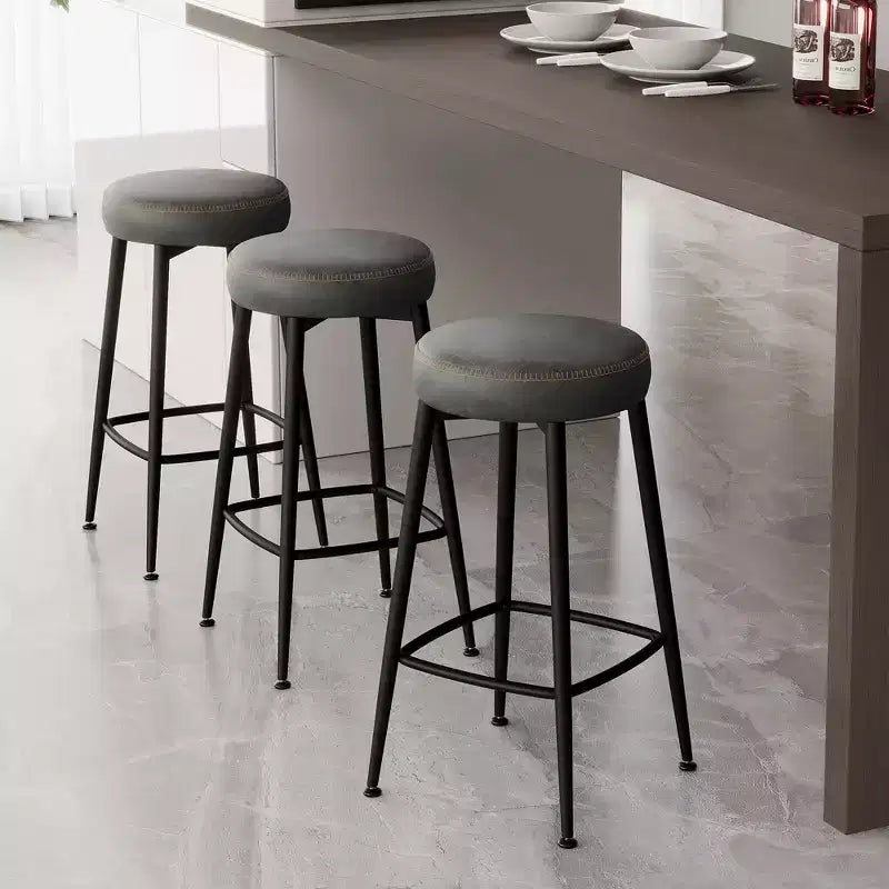 Dyonery Set di 2 Sgabelli da Bar, Altezza 67 cm, Moderni Girevoli di Metà Secolo con Schienale, Base in Metallo, Ecopelle - Verde