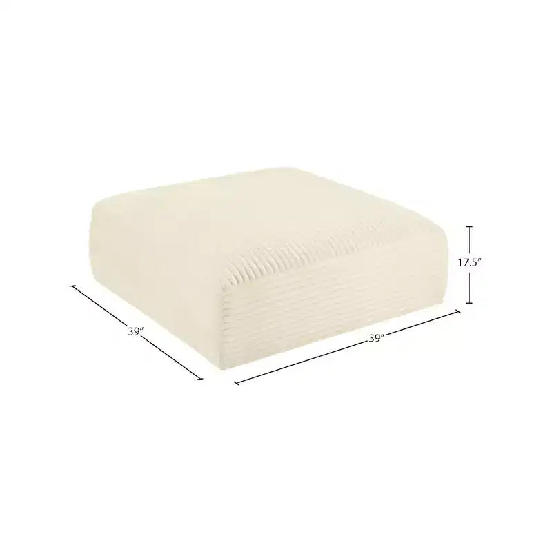 Meridian Furniture, Pouf in tessuto performante a coste shaggy