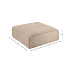 Meridian Furniture, Pouf in tessuto performante a coste shaggy