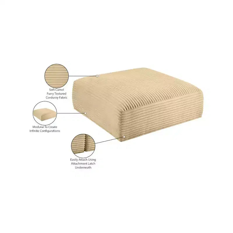 Meridian Furniture, Pouf in tessuto performante a coste shaggy