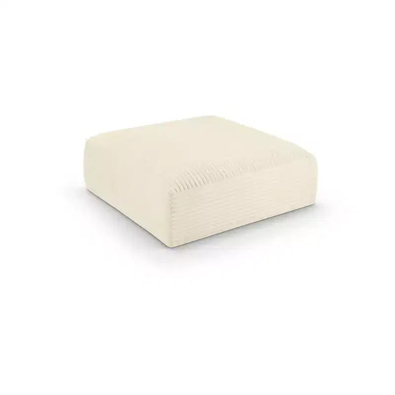 Meridian Furniture, Pouf in tessuto performante a coste shaggy