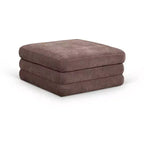 Meridian Furniture, Pouf Modulare Modulare Rivestito in Tessuto Chenille Stellar