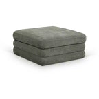 Meridian Furniture, Pouf Modulare Modulare Rivestito in Tessuto Chenille Stellar