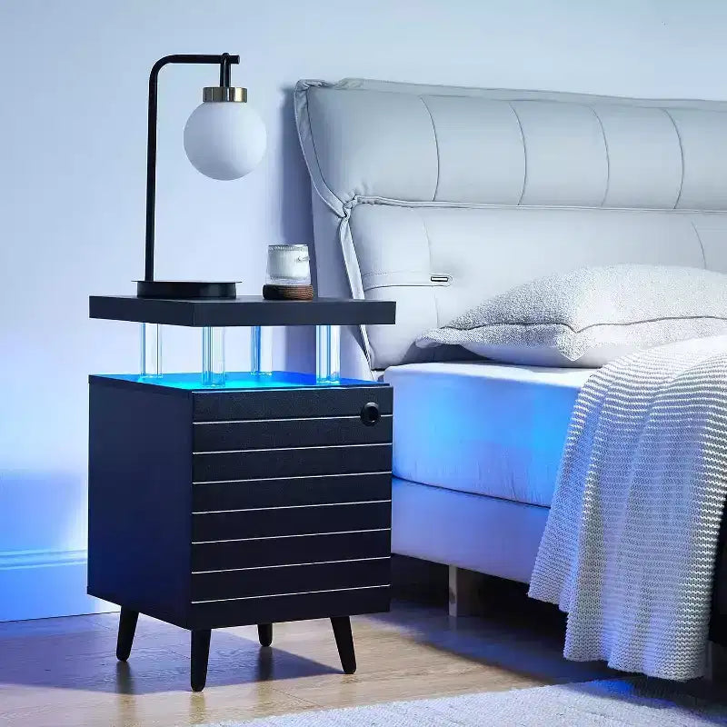 Comodino Moderno con Luci a LED, Tavolino da Notte con Cassetti, 4 Colonne in Acrilico, Tavolino Laterale Indipendente per Camera da Letto e Soggiorno, Nero