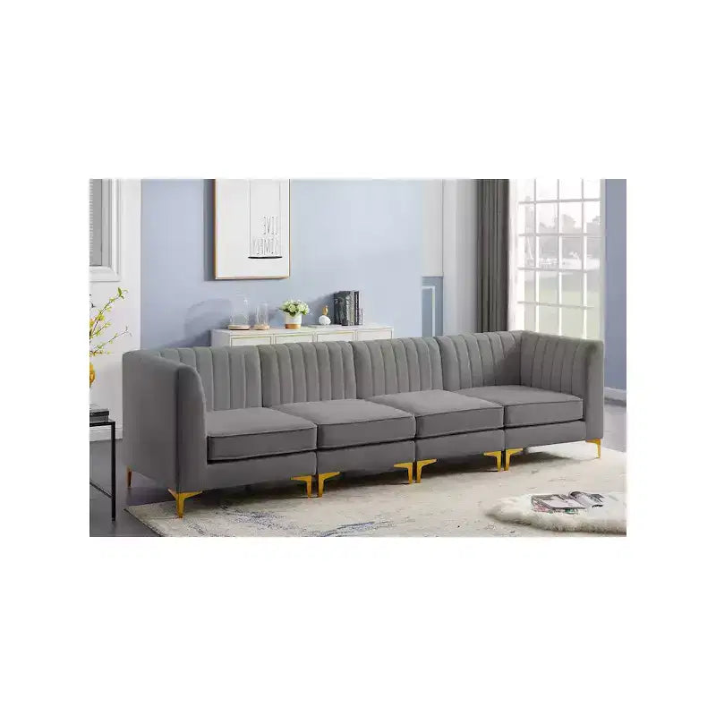 Meridian Furniture, divano componibile Alina in velluto