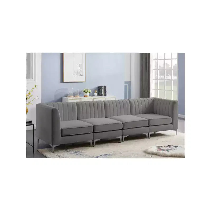 Meridian Furniture, divano componibile Alina in velluto