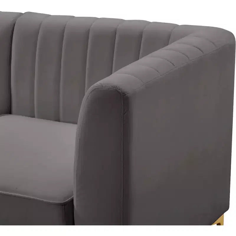 Meridian Furniture, divano componibile Alina in velluto