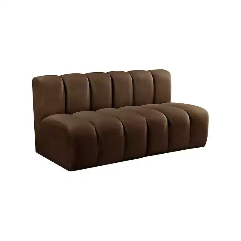Meridian Furniture, divano modulare in velluto Arc