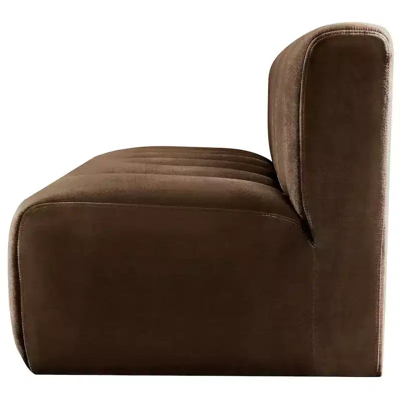 Meridian Furniture, divano modulare in velluto Arc