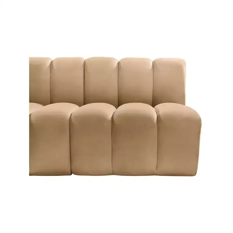 Meridian Furniture, divano modulare in velluto Arc