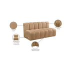 Meridian Furniture, divano modulare in velluto Arc
