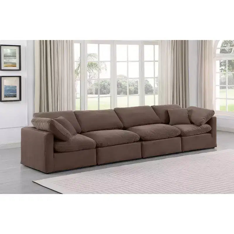 Meridian Furniture, Divano Modulare Indulge in Velluto Marrone
