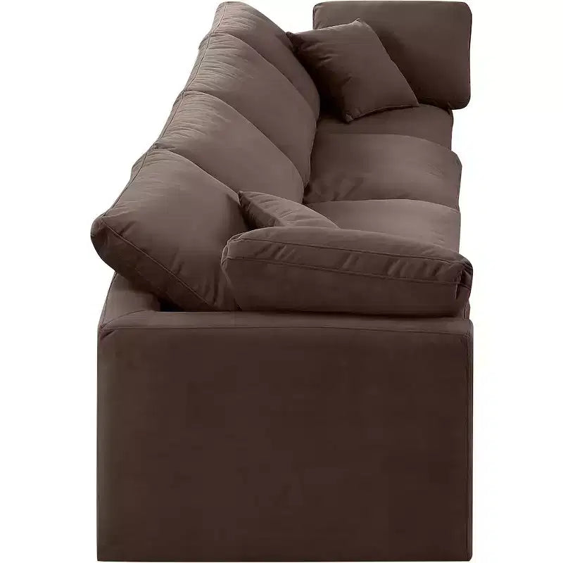 Meridian Furniture, Divano Modulare Indulge in Velluto Marrone