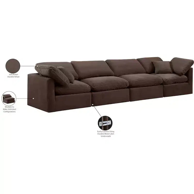 Meridian Furniture, Divano Modulare Indulge in Velluto Marrone