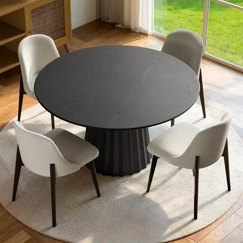 Set tavolo da pranzo rotondo moderno PexFix 46 con 4 sedie imbottite, piano in legno nero testurizzato, base a piedistallo plissettata, sedili beige per cucina sala da pranzo