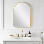 HomeRoots 39 Specchio da bagno con cornice in metallo dorato a forma di arco