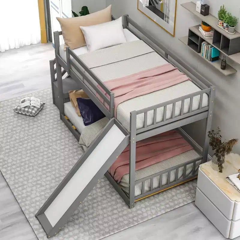 Letto a Castello in Legno Massello Gemello su Gemello con Scivolo Convertibile e Scala, Letto a Castello Basso con Spazio Contenitore