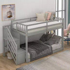 Letto a Castello Gemello su Gemello con Scala e Contenitori per Ragazzi, Letti a Castello Bassi in Legno Massello con Doghe di Supporto in Legno