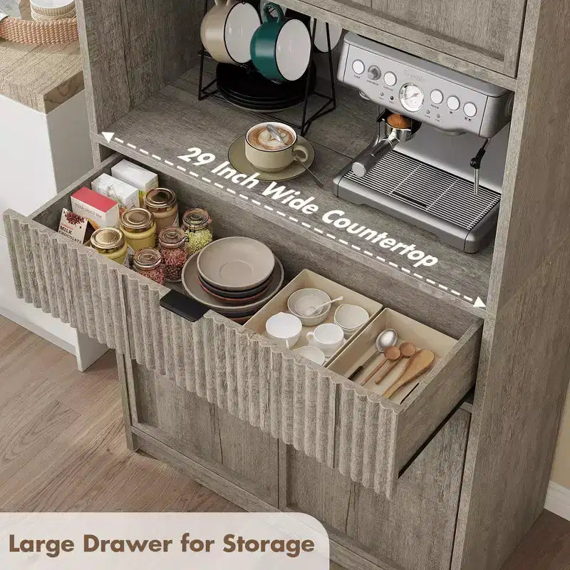 Credenza alta da cucina 70", credenza in legno scanalato con ripiani regolabili, mobiletto indipendente per il bagno