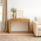 Consolle Royal Hampton | Top da 43 pollici | Realizzata a mano in legno naturale di acacia | Doppio cassetto contenitore