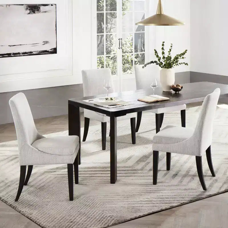 Sedia da pranzo imbottita Spruce&Spring con cuscino a doppio strato e gambe in legno
