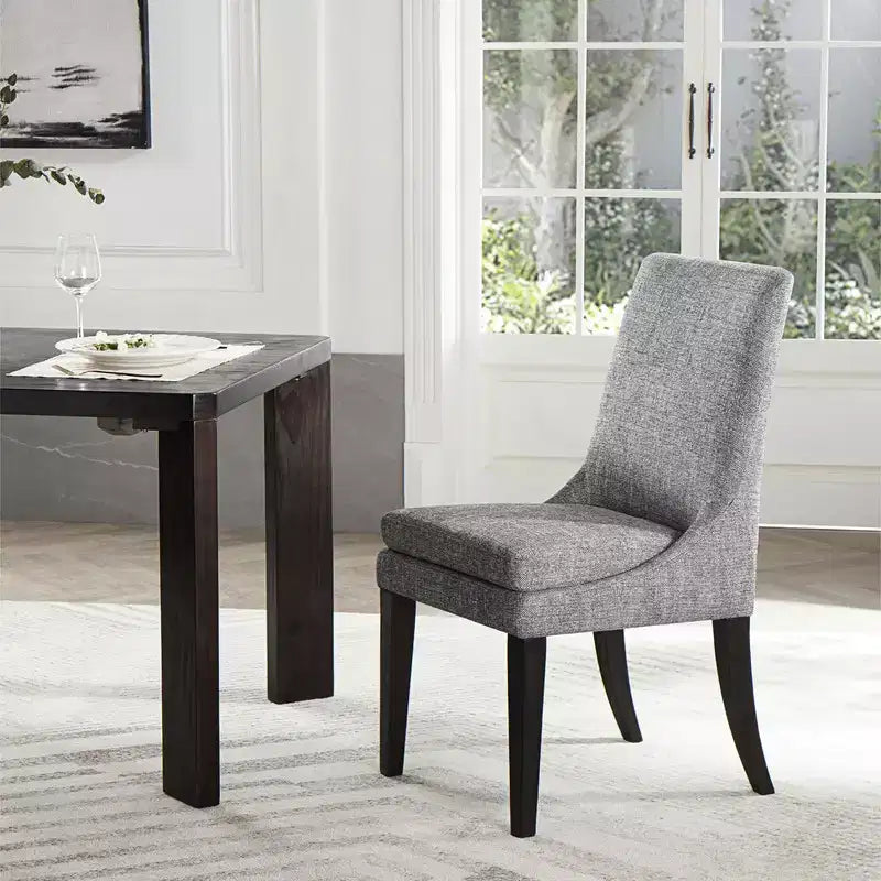 Sedia da pranzo imbottita Spruce&Spring con cuscino a doppio strato e gambe in legno
