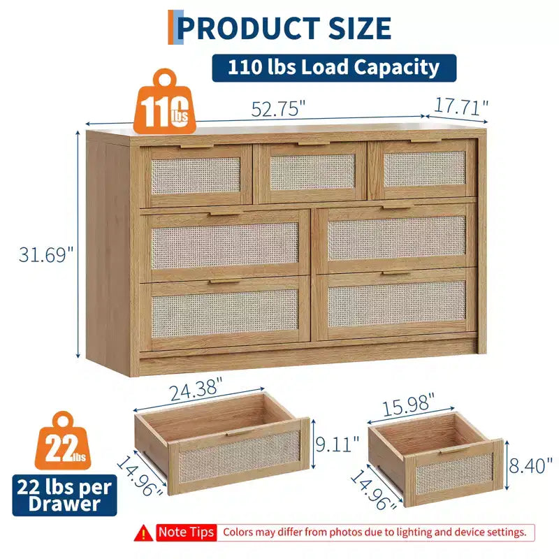 Cassettiera in Rattan per Camera da Letto da 53", Comò Boho a 7 Cassetti, Grande Mobile Contenitore per Vestiti, Mobile d'Accento in Legno con Maniglie in Metallo