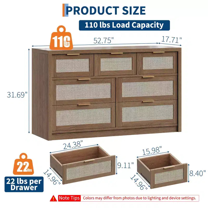 Cassettiera in Rattan per Camera da Letto da 53", Comò Boho a 7 Cassetti, Grande Mobile Contenitore per Vestiti, Mobile d'Accento in Legno con Maniglie in Metallo