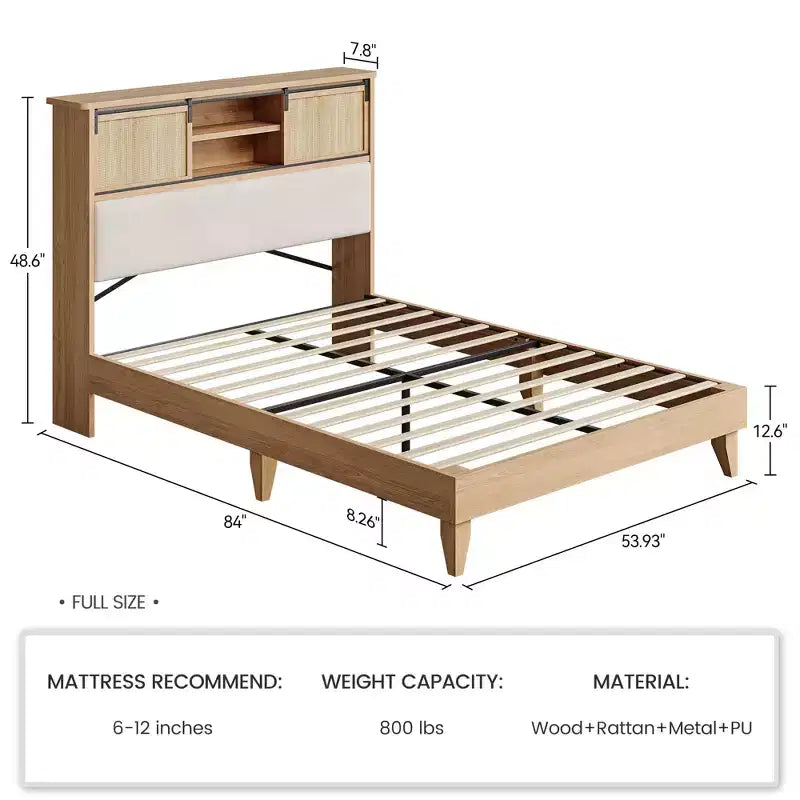 Struttura letto con mensole, struttura letto a piattaforma in legno massello, testiera in rattan naturale e contenitore con ante scorrevoli