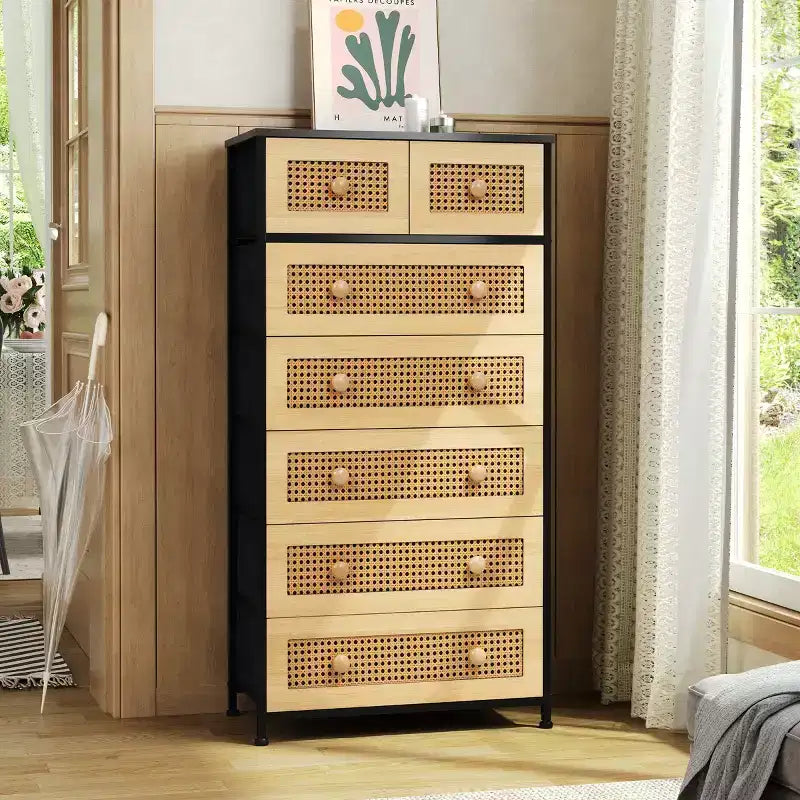 Crestlive Products Cassettiera Verticale a 7 Cassetti per Camera da Letto, Torre Portaoggetti con Robusto Telaio in Acciaio, Piano in Legno, Contenitori in Tessuto Facilmente Estraibili, Maniglie