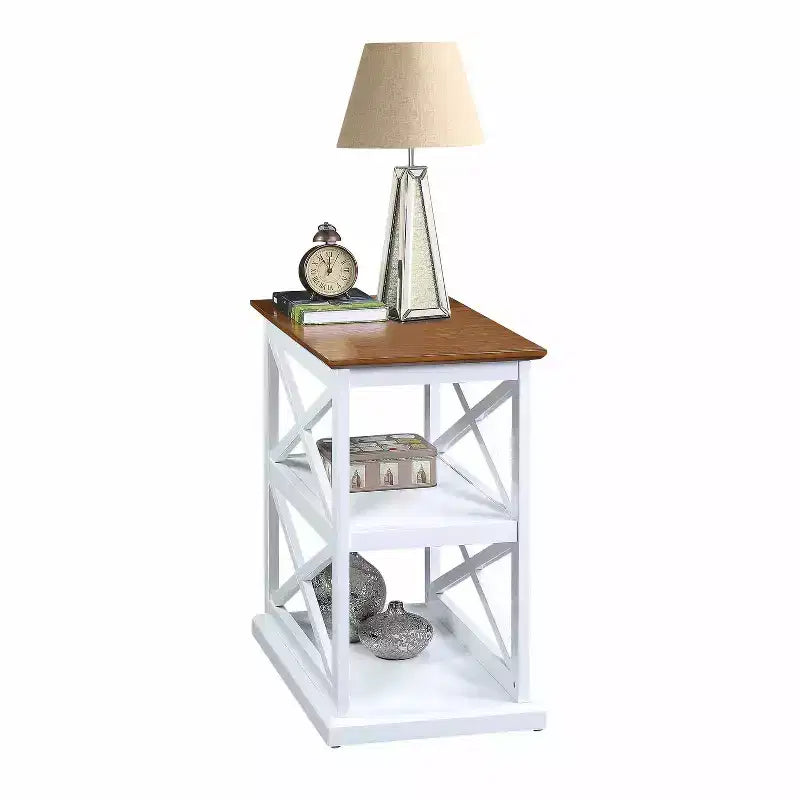 Tavolino d'appoggio HomeStock Belmont con ripiani, design a X doppia laterale, espositore a tre livelli, mobile d'accento in legno massello per soggiorno