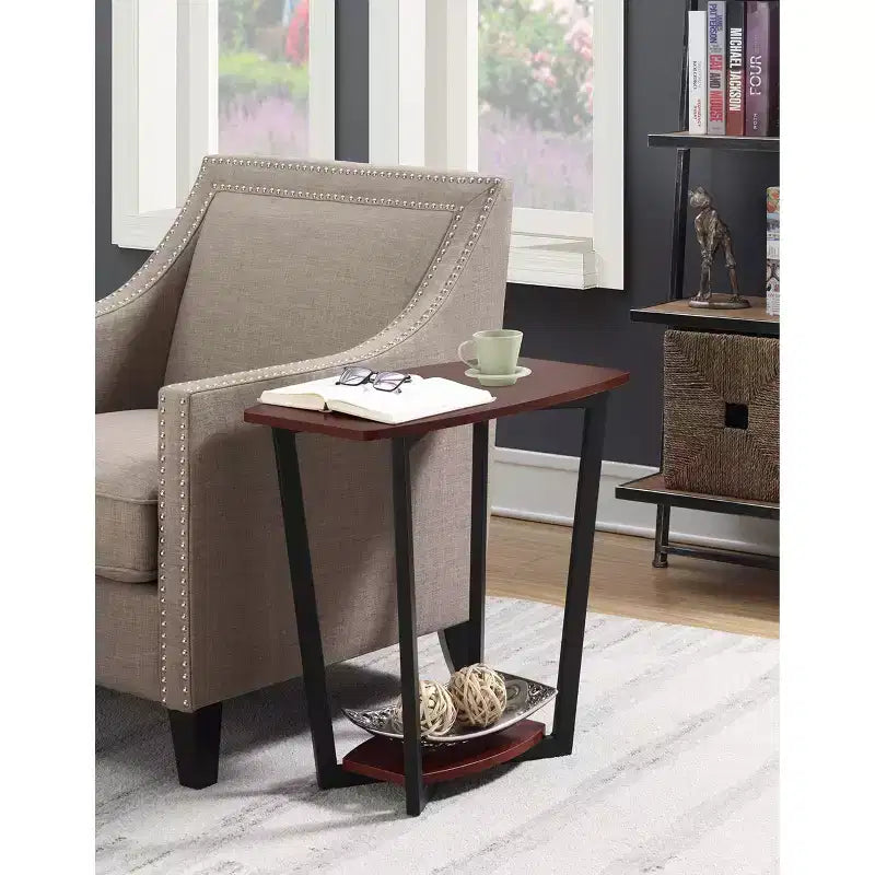 HomeStock Belmont Tavolino minimalista con lati in vetro temperato, superficie superiore elegante e ripiano inferiore aperto per riviste o libri