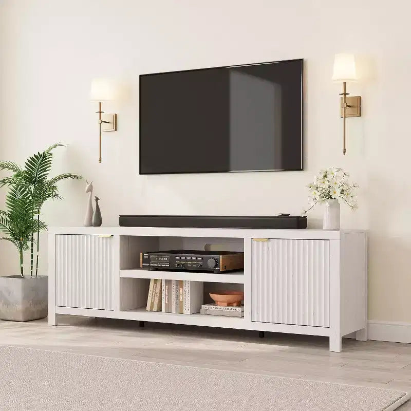 Mobile TV scanalato bianco - Porta TV moderno da 80 pollici con maniglie dorate e contenitori per soggiorno