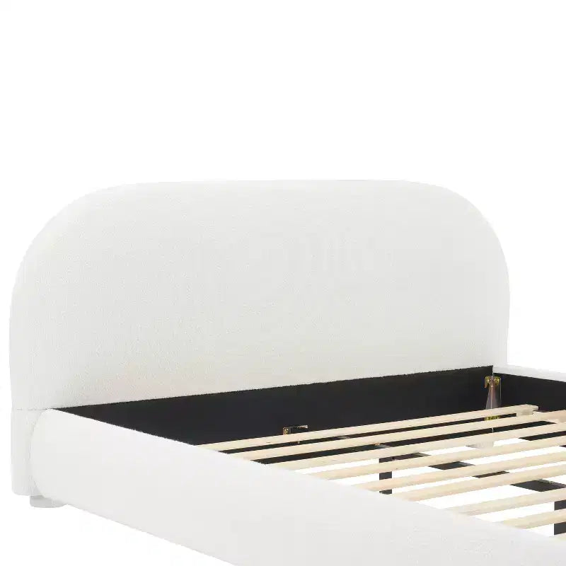 Christopher Knight Home Emilia Letto a piattaforma moderno imbottito con testiera ricurva