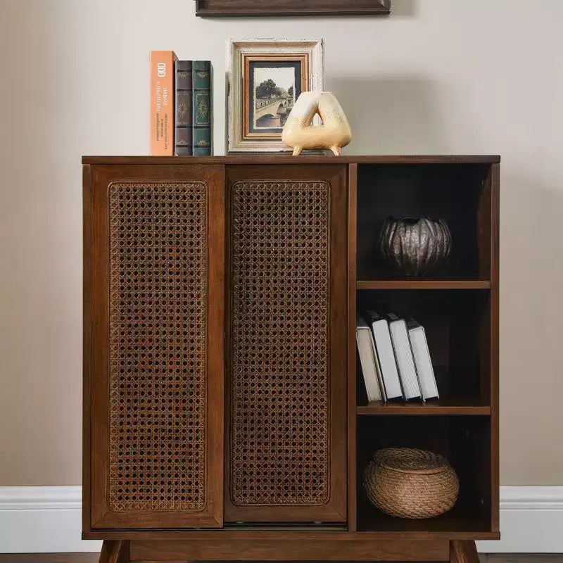 Madia Moderna Mid-Century in Rattan con Ripiani Regolabili e Gambe in Legno Massello, Buffet per Ingresso, Soggiorno, Cucina