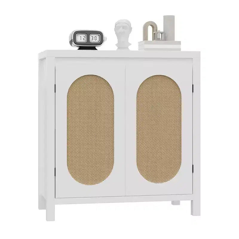 Mobiletto contenitore in rattan GustoWave con ante in PVC intrecciato, credenza/buffet in legno con ripiano regolabile, mobiletto bar in legno