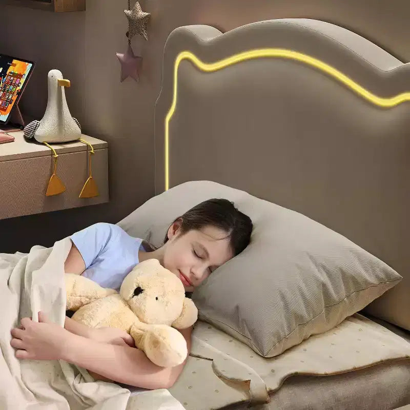 Letto Matrimoniale Smart LED - Testiera Regolabile, Base Imbottita in Velluto, Nessuna Rete a Molle, Doghe in Legno