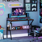Scrivania per Ufficio Domestico Costway con Supporto per Monitor, Ripiano Aperto e Struttura in Metallo, Gancio per Cuffie Bianco/Marrone/Nero/Rosa