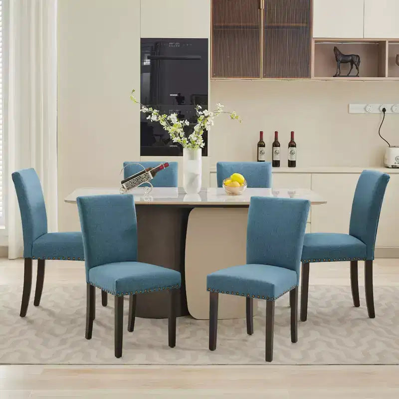 Set di 2 sedie da pranzo Parsons in tessuto con borchie e robuste gambe in legno per sala da pranzo/ristorante/hotel